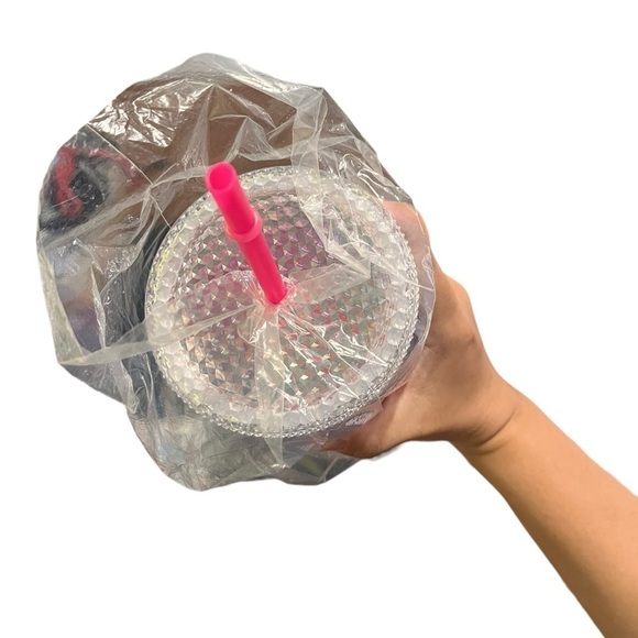 Mean girls musical 24 ounce irridescent studded pink straw reusable cup - Picture 3 of 6